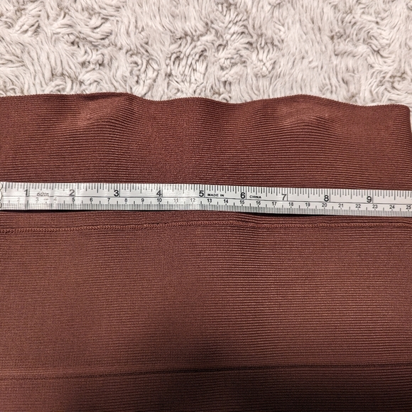 Bandage Skirt - Picture 3 of 3